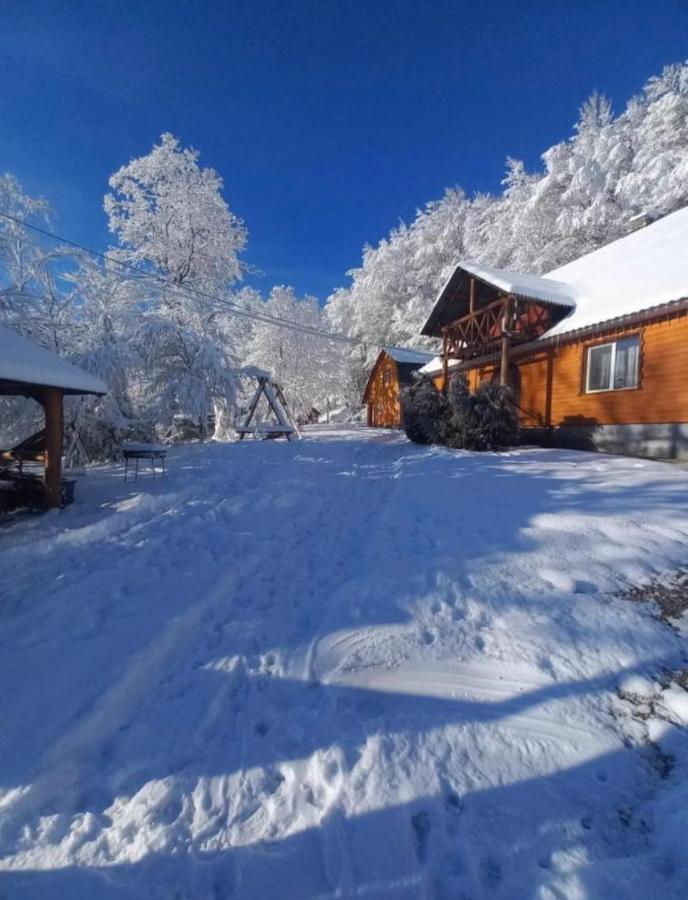 Cottage v Gorakh Izki Exteriör bild